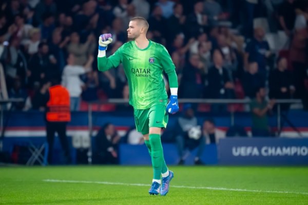 舍瓦利耶：在巴黎当门将和我之前在其他球队有余不同