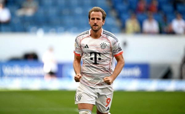 伊莱-曼宁：凯恩不错成为NFL踢球手，咱们随时接待他