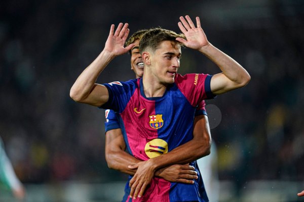 歇半年！世体：加维继承膝盖手术后复原乐不雅，预测复原时间5个月