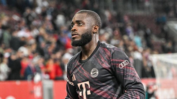 法尔克：曼联在内多队挑升明夏免签于帕梅卡诺