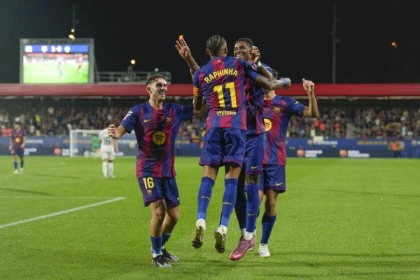 6-0，西甲惨案！3场轰18球，巴萨保握不败，皇马高居榜首