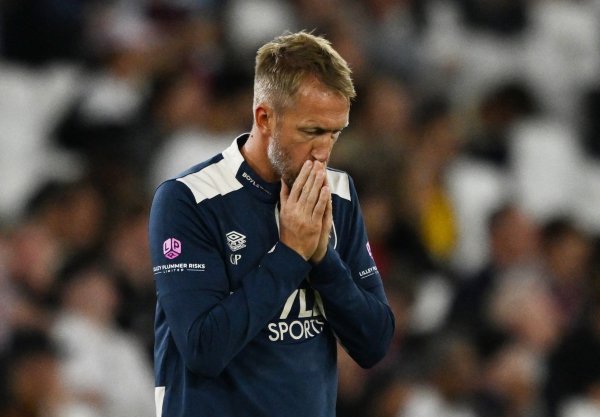 乔-科尔：西汉姆官宣换帅的时机很奇怪，波特没取得迷漫的维持