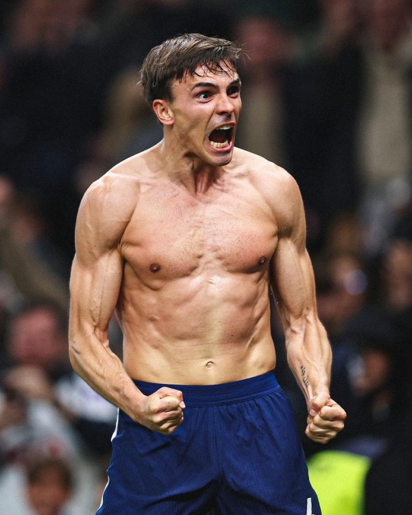 英超官方发布图集: 庆祝技巧! 哈兰德、加布里埃尔等在列