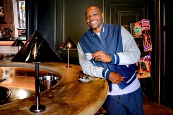 退役后速即转行！曼丹竣事为电视评释嘉宾，看成大家点评欧冠比赛