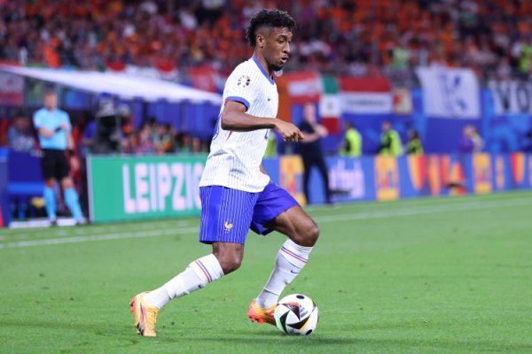 是谁？科曼谈离开拜仁：俱乐部内有部分东谈主但愿我离开，我仍爱拜仁