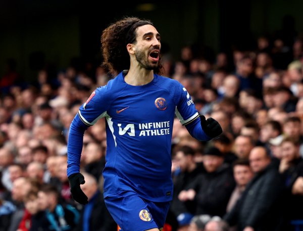 库库雷利亚：安妥英超拒接易，但埃斯特旺和哈托今天齐展现了实力