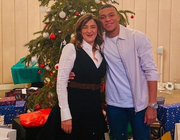 姆巴佩母亲：我对过度曝光感到不适，如今很少巧合代和我儿在沿路