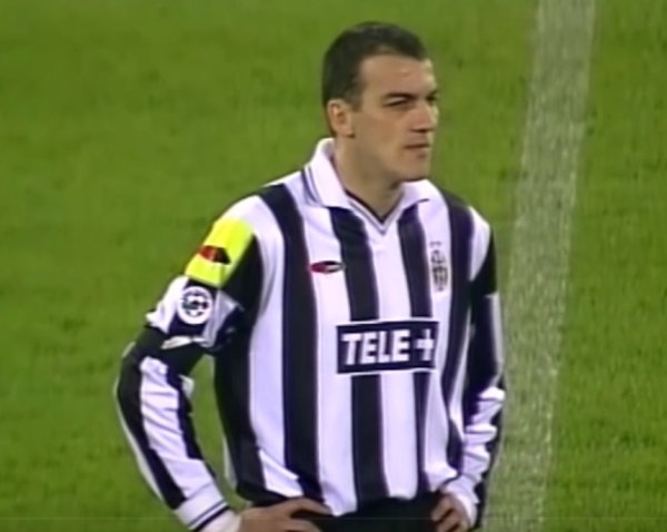 科瓦切维奇：图多尔是一个止境出色的更衣室首长，天生的指引者