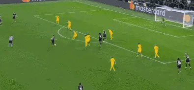 意甲新王降生: 新赛季4场造6球, 连场寰球波, 拜仁哭了!