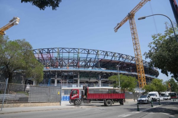 再度推迟！马卡：诺坎普全面杀青日历将推迟至2027年12月