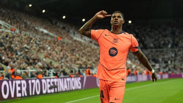 每体：拉什福德很好融入巴萨更衣室，并与弗里克保合手精采疏通