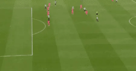 巴萨新门神太稳了: 纽卡6次射正仅打进一球, 全场5次扑救!