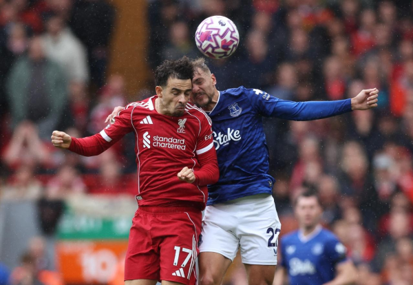 2-1！利物浦闪电校服死敌，23岁7500万双星立功，伊萨克首秀平常