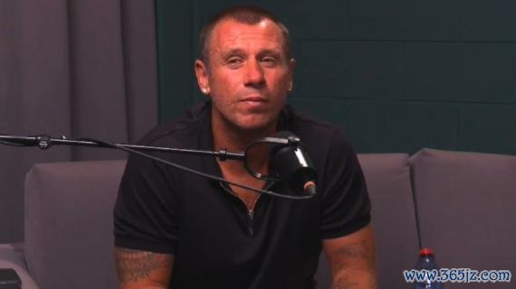 卡萨诺：给阿囧小因扎吉之前的声势，他会指导国米拿到四连冠