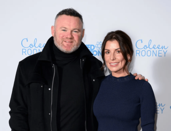 鲁尼: 我曾把内助锁在屋外, 因为她在家挂满了利物浦旗号