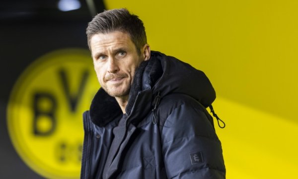 凯尔：咱们在1-0跳动后住手了控球踢法，这让汉堡从头占据上风