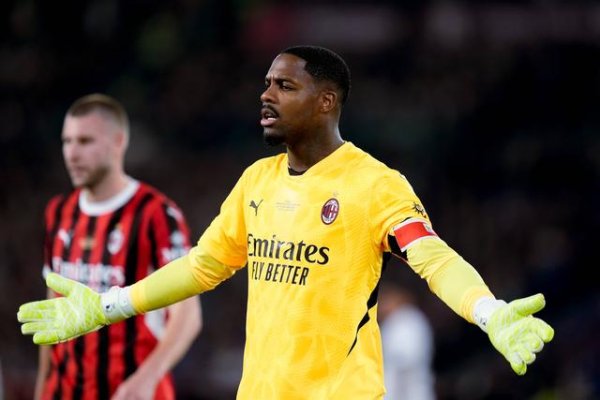 和切尔西抢东说念主！英媒：曼联引进新门将对准迈尼昂，阿莫林垂青磨真金不怕火