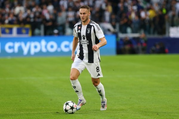 罗体：6000万欧买的库普梅纳斯却只可踢中后卫，难怪琼托利被辞退