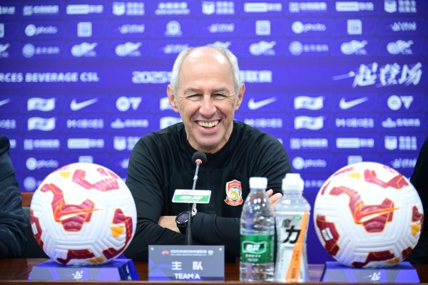 西海岸代理主帅：咱们有一个十分无缺的赛季收官，感谢队员和球迷
